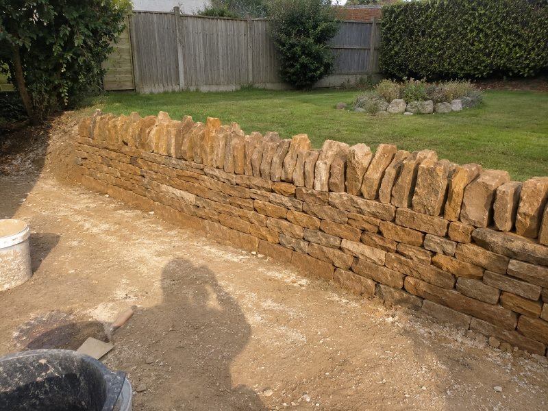 Stone Walls services in Northampton, West Northamptonshire